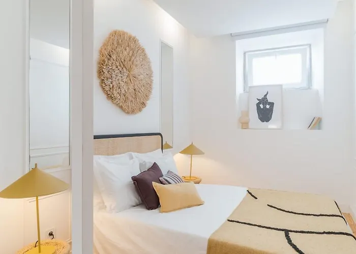 Ajuda Cozy Retreat With Patio Lisboa