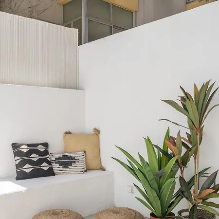 Apartment Ajuda Cozy Retreat With Patio
