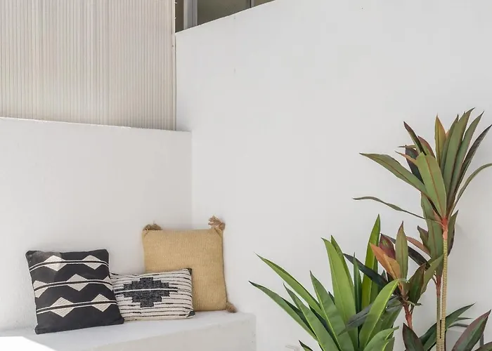 アパート Ajuda Cozy Retreat With Patio